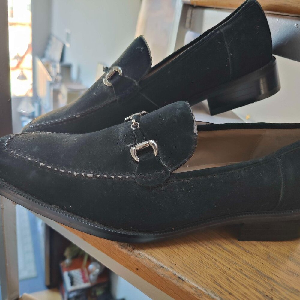 Zengara Suede Buckle Loafers